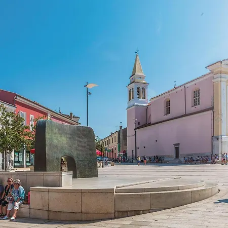 아파트 Two-bedroom In *