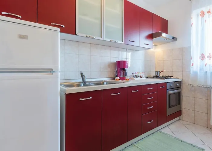 Two-bedroom In Porec Lejlighed *