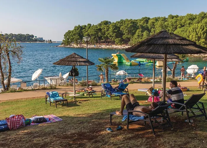 Two-bedroom In Porec Lejlighed *